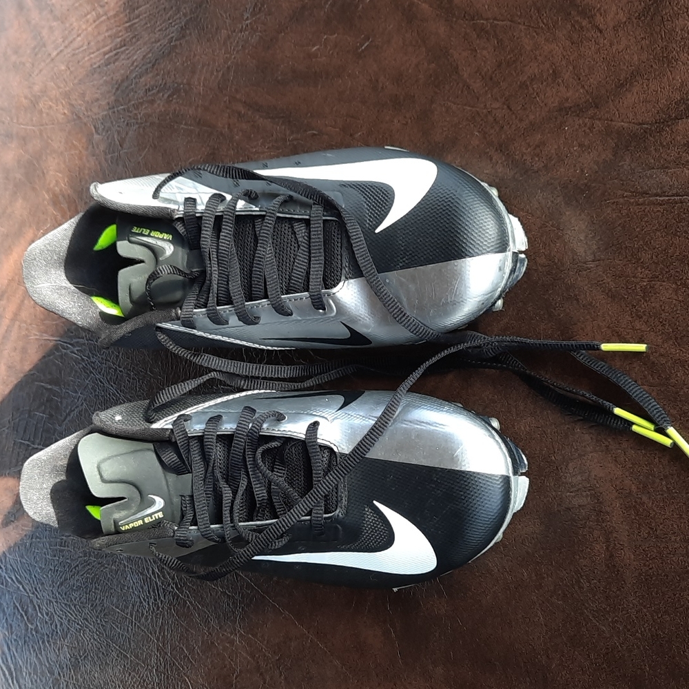 Worn once Nike football cleats size 11